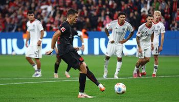 Bayer Leverkusen vs Eintracht Frankfurt (01:30 – 13/09) | Xem lại trận đấu